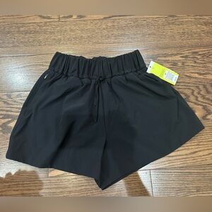 All in motion women’s shorts